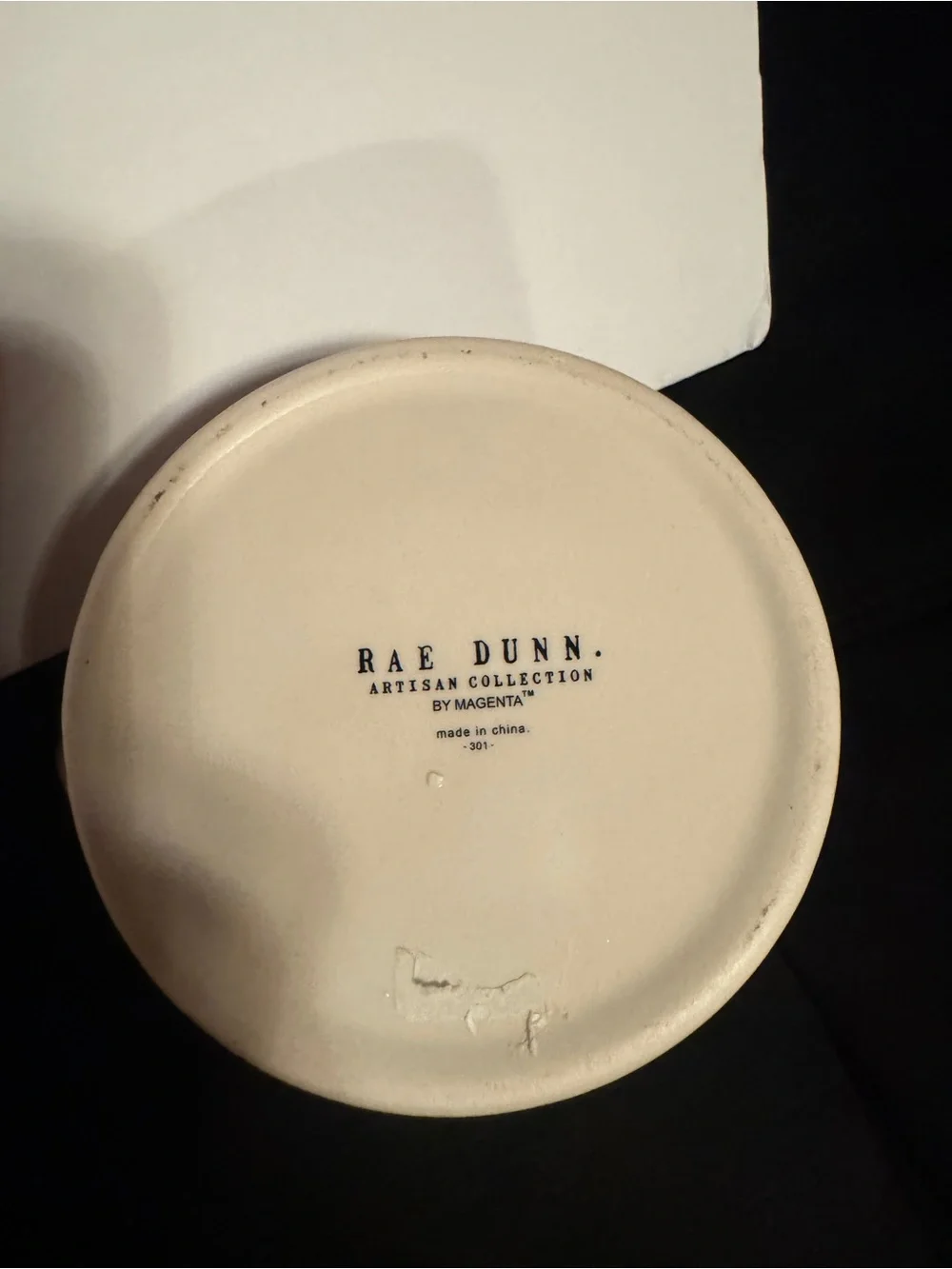 Rae Dunn QUEEN Bee Ceramic Watering Can Planter White No Drainage Hole EUC Farm